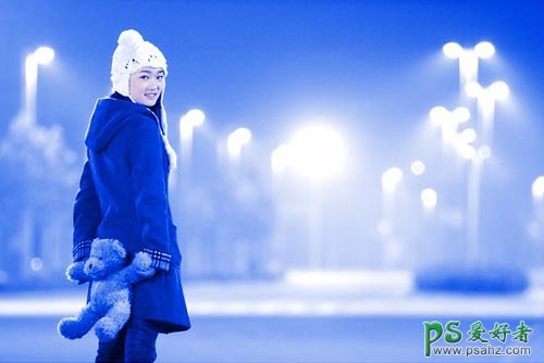 photoshop调出夜色下的蓝色美女精灵效果图片